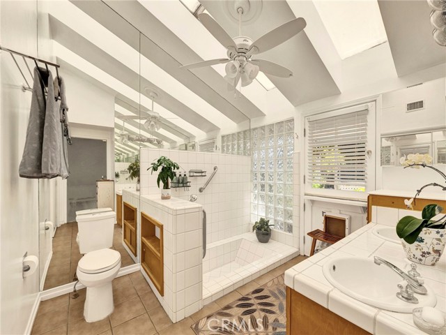 Detail Gallery Image 19 of 40 For 23962 Crosson Dr, Woodland Hills,  CA 91367 - 3 Beds | 2 Baths