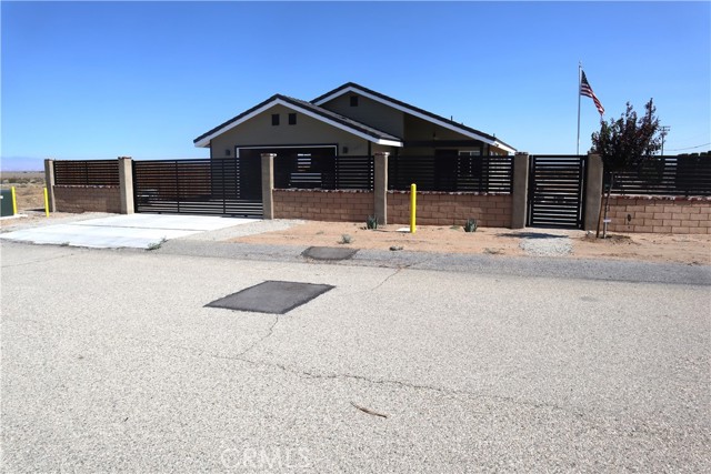 Detail Gallery Image 1 of 42 For 13857 E G 2 Ave #2,  Lancaster,  CA 93535 - 2 Beds | 2 Baths