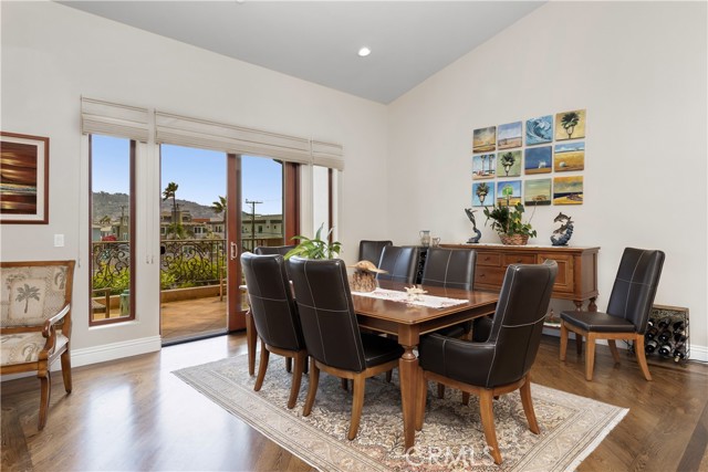 1407 Catalina Ave, Redondo Beach, California 90277, 3 Bedrooms Bedrooms, ,2 BathroomsBathrooms,Residential,Sold,Catalina Ave,PV22169069