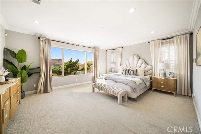 Detail Gallery Image 35 of 75 For 27 Gillman St, Irvine,  CA 92612 - 6 Beds | 6/1 Baths