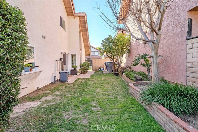 Detail Gallery Image 31 of 38 For 1020 Bonnie Ann Ct, La Habra,  CA 90631 - 4 Beds | 2/1 Baths