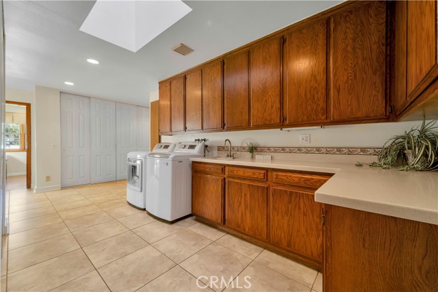 Detail Gallery Image 39 of 59 For 15883 Condor Ridge, Canyon Country,  CA 91387 - 5 Beds | 3/1 Baths