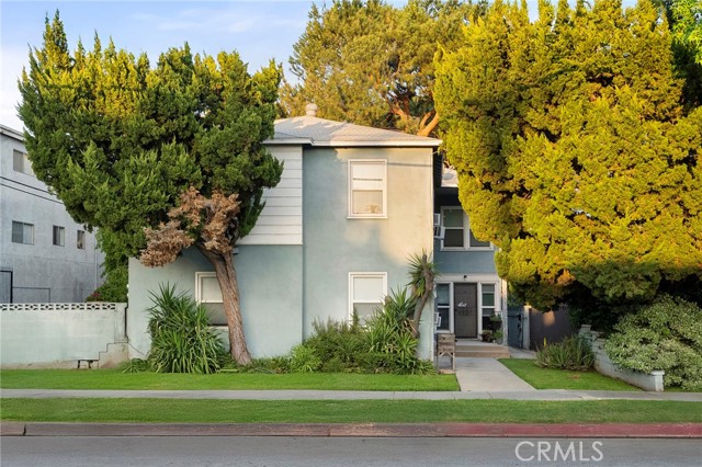 1608 Grismer Avenue, Burbank CA: https://media.crmls.org/medias/24c45c24-b020-4255-9e23-d60b69bc7a98.jpg