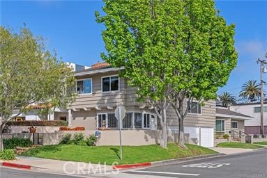 3212 2nd, Corona Del Mar, CA 92625 - 2 Beds | 1 Baths (Active ...