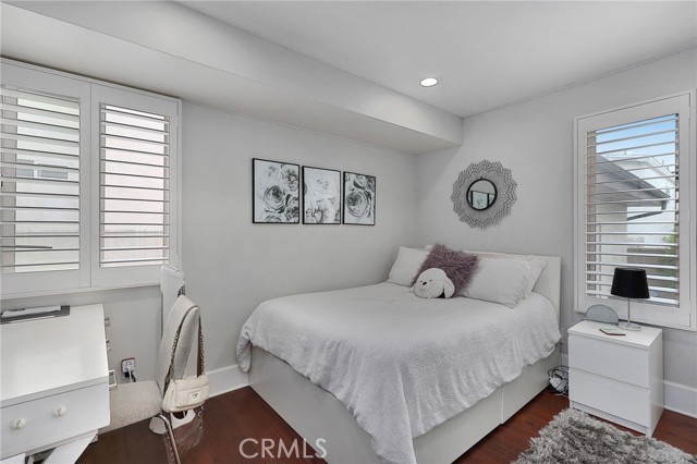 2025 Prospect Avenue, Hermosa Beach CA: https://media.crmls.org/medias/24c4b27d-a602-456d-b02c-393377c698bb.jpg
