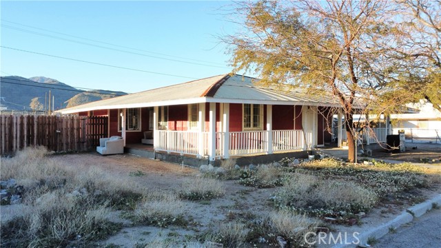 Detail Gallery Image 3 of 22 For 83040 Magnolia Ave, Trona,  CA 93562 - 3 Beds | 1 Baths