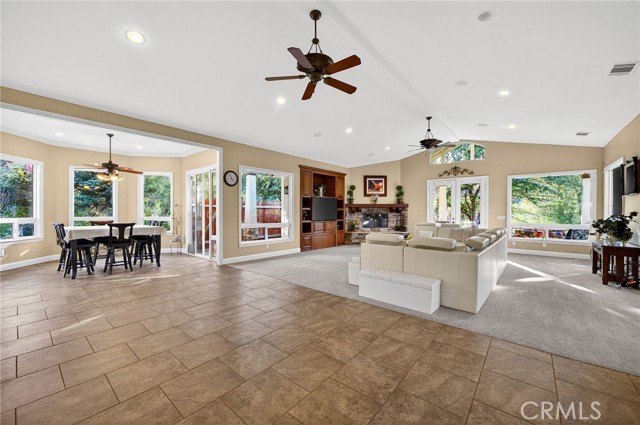 Detail Gallery Image 15 of 71 For 41275 Hacienda Dr, Murrieta,  CA 92562 - 4 Beds | 3/1 Baths