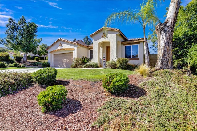 27727 Hollyoak Way, Menifee CA: https://media.crmls.org/medias/24c5d5a5-60dc-4c4f-8944-a57c10c7e586.jpg