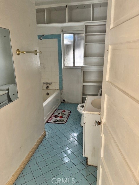 6208 Santa Fe, Huntington Park CA: https://media.crmls.org/medias/24c60ecd-061e-461b-a079-1f75cab95e58.jpg
