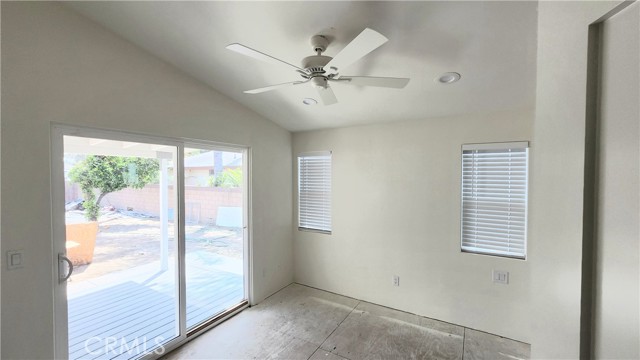 Detail Gallery Image 13 of 34 For 10042 Crosby Ave, Garden Grove,  CA 92843 - 2 Beds | 2 Baths