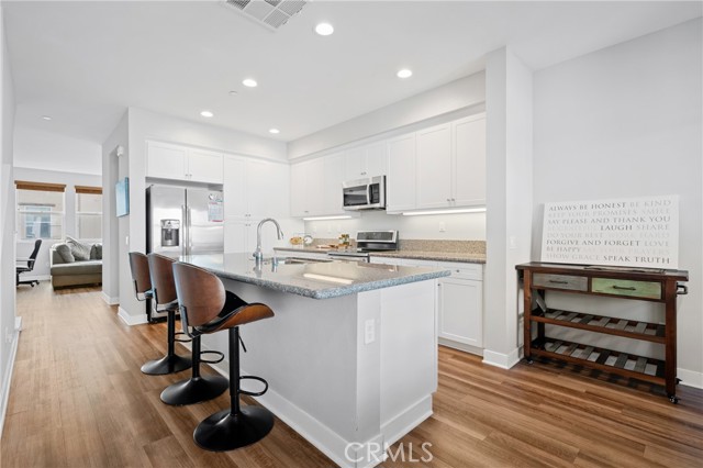 Detail Gallery Image 12 of 35 For 619 W Foothills Blvd #53,  Glendora,  CA 91741 - 2 Beds | 2/1 Baths