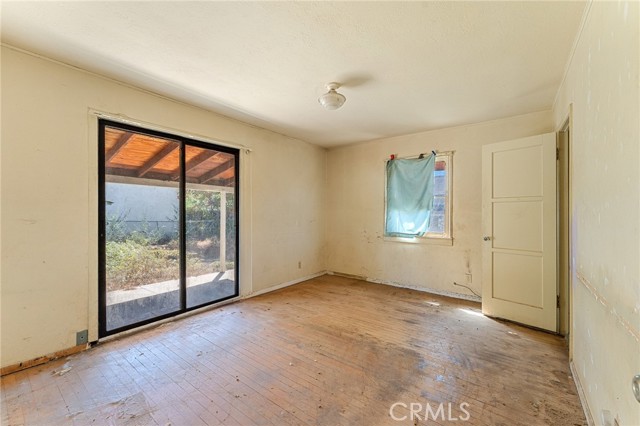 1393 Ward Way, Mentone CA: https://media.crmls.org/medias/24c6a9e5-30df-4b8f-9138-9fe0e5aa399e.jpg