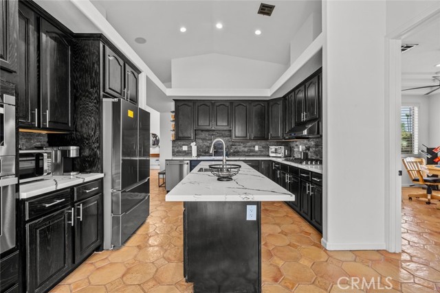 Image 19 of 53 For 2451 Quincy Way