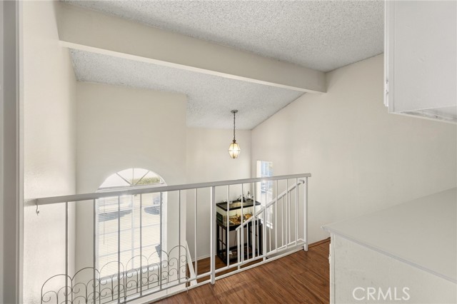 Detail Gallery Image 13 of 28 For 11545 Honeyglen, Pacoima,  CA 91331 - 3 Beds | 3 Baths