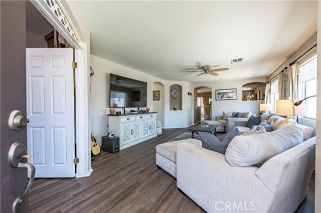 Detail Gallery Image 1 of 1 For 26754 Mountain Glen Dr, Menifee,  CA 92584 - 4 Beds | 2 Baths