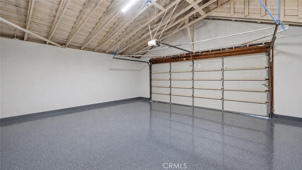 https://media.crmls.org/medias/24c99479-d9e0-4b22-9264-60aebde65595.jpg?preset=X-Large