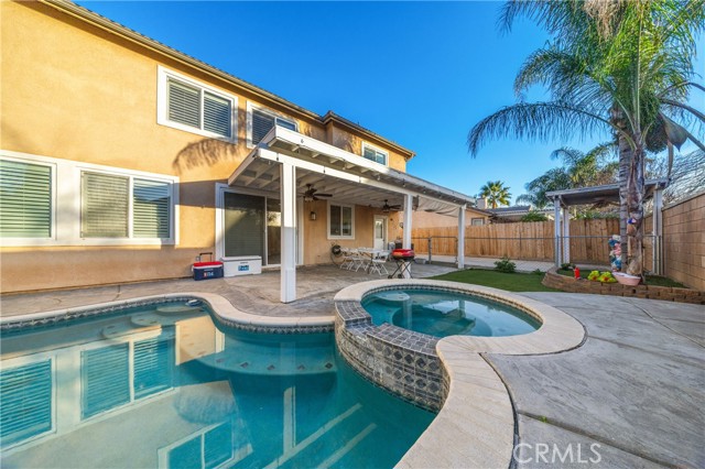 Detail Gallery Image 20 of 28 For 29851 Fox Creek, Menifee,  CA 92586 - 5 Beds | 3 Baths