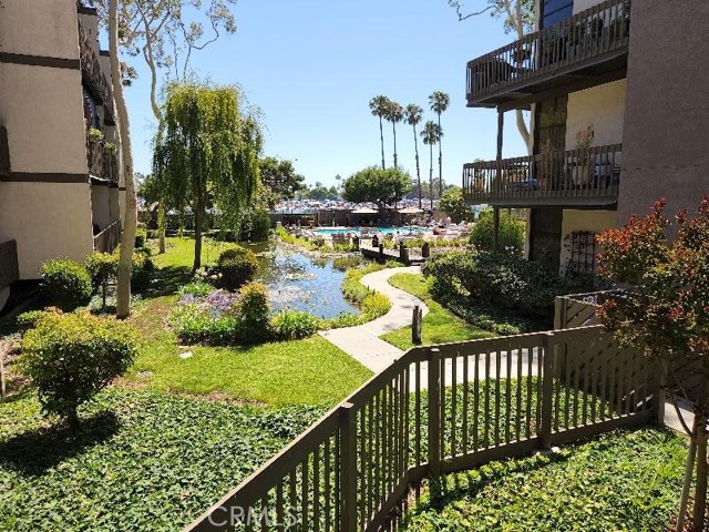 6221 Marina Pacifica N Drive, Long Beach CA: https://media.crmls.org/medias/24cc1452-3d72-4b97-bf5e-efbb2cb69951.jpg