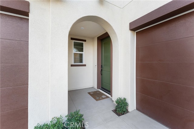 Detail Gallery Image 3 of 36 For 4033 Spring Haven Lane, Corona,  CA 92883 - 3 Beds | 2/1 Baths