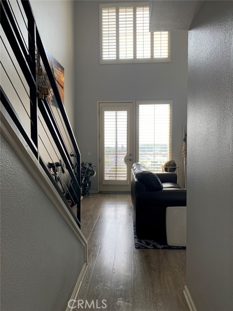 201 E Angeleno Avenue #402, Burbank, CA, 91502 201 E Angeleno Avenue #402, Burbank, CA, 91502