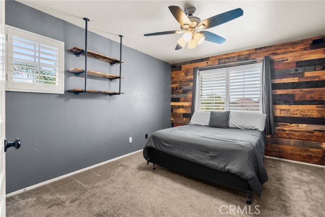30463 Vineyard Lane, Castaic CA: https://media.crmls.org/medias/24cd80e2-d352-41c3-8c21-cdd8babbe81b.jpg