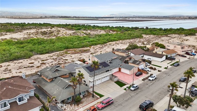 4941 Catamaran Street, Oxnard CA: https://media.crmls.org/medias/24cda01d-1cc4-4c2e-9ab8-b9e0cd848535.jpg