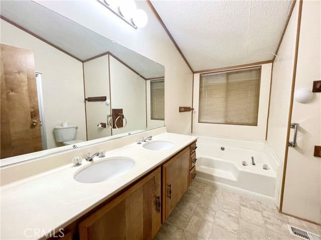 Detail Gallery Image 21 of 29 For 33600 Calimesa Blvd #37,  Yucaipa,  CA 92399 - 2 Beds | 2 Baths