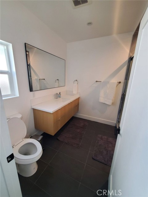 9612 Rudnick Avenue, Chatsworth CA: https://media.crmls.org/medias/24ce8892-28b4-4eac-8fe4-5ef0ed6e8dd7.jpg