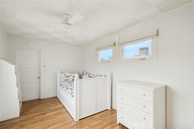 Detail Gallery Image 29 of 42 For 200 Grand Canal, Newport Beach,  CA 92662 - 4 Beds | 3 Baths