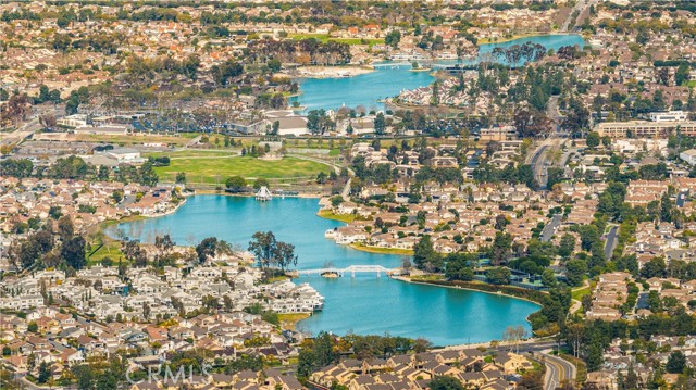 12 Rockrose Way, Irvine CA: https://media.crmls.org/medias/24d0fe35-1c7f-44e7-81ae-dbff1603c76c.jpg