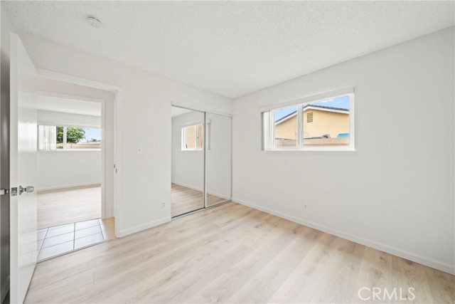 Detail Gallery Image 11 of 15 For 19111 Lindsay Ln, Huntington Beach,  CA 92646 - 3 Beds | 2 Baths