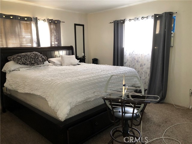 Detail Gallery Image 10 of 22 For 4901 Green River #113,  Corona,  CA 92878 - 4 Beds | 2 Baths