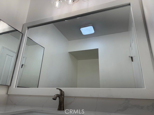 400 Orange Blossom, Irvine CA: https://media.crmls.org/medias/24d21b17-861b-4c5a-896b-fcff5f62bd6c.jpg