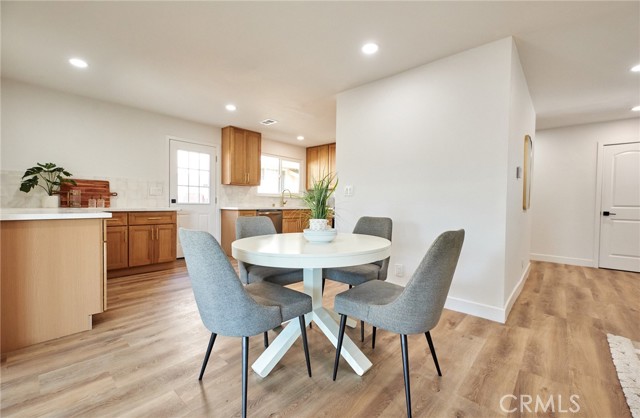 1403 N Siesta Avenue, La Puente CA: https://media.crmls.org/medias/24d2d7bf-738a-4659-b83a-2d3359572a08.jpg