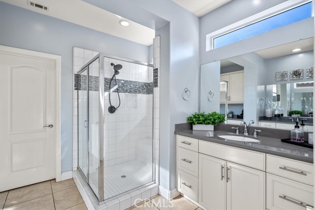 Detail Gallery Image 17 of 48 For 850 Romneya, Santa Maria,  CA 93455 - 5 Beds | 3 Baths