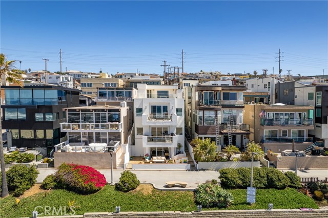 4314 The Strand, Manhattan Beach, California 90266, 3 Bedrooms Bedrooms, ,3 BathroomsBathrooms,Residential,Sold,The Strand,SB22062513