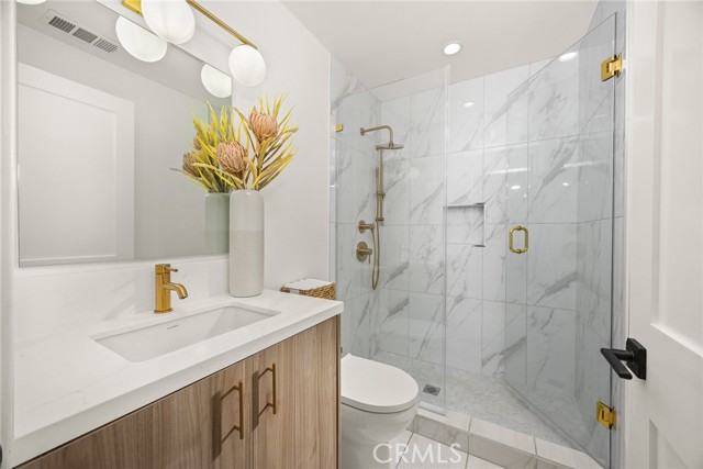905 sunset Boulevard, Arcadia CA: https://media.crmls.org/medias/24d3bdf5-be7c-486f-b33d-15c621c61c9a.jpg