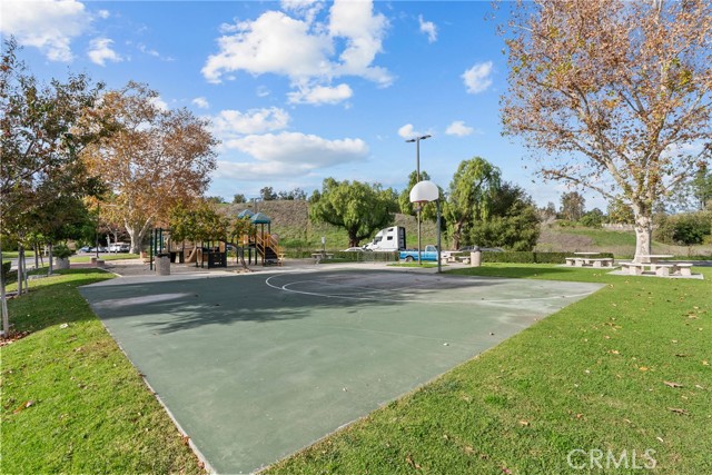 Detail Gallery Image 39 of 50 For 25736 Player Dr #R4,  Valencia,  CA 91355 - 2 Beds | 2 Baths
