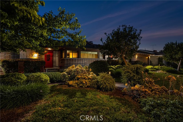 Detail Gallery Image 8 of 62 For 1006 W Pioneer Dr, Anaheim,  CA 92805 - 3 Beds | 3 Baths