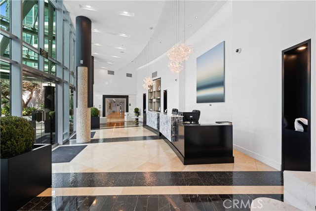 3131 Michelson Drive, Irvine CA: https://media.crmls.org/medias/24d43827-48cc-418b-91da-1551bab87ad9.jpg