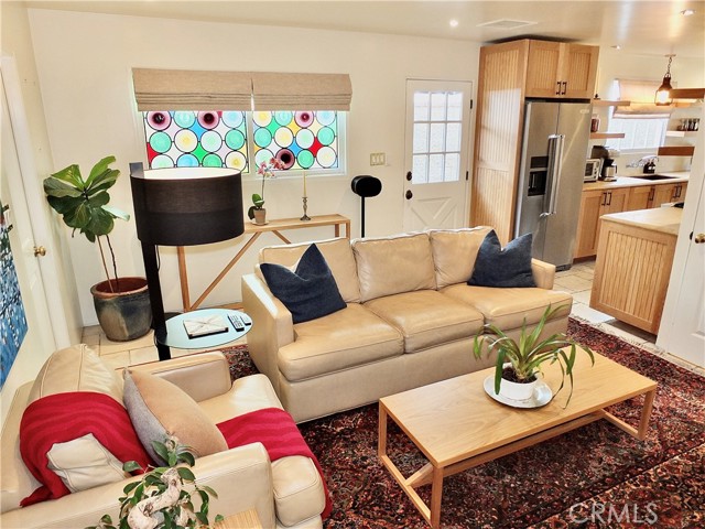 Detail Gallery Image 37 of 71 For 89 Rivo Alto Canal, Long Beach,  CA 90803 - 5 Beds | 3/1 Baths