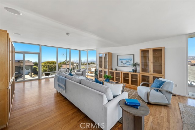 2570 Bay Vista Lane, Los Osos CA: https://media.crmls.org/medias/24d4b62f-b64b-4a34-b2b2-efca7a2627e0.jpg