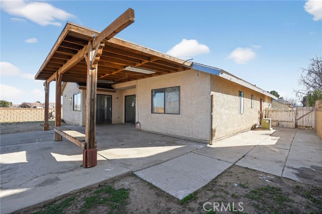 Detail Gallery Image 4 of 30 For 2559 E Avenue J2, Lancaster,  CA 93535 - 3 Beds | 2 Baths