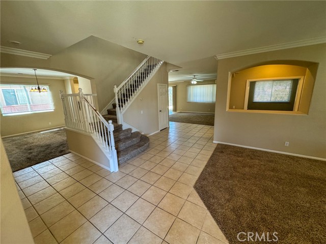 Detail Gallery Image 4 of 47 For 31486 Pennant Ct, Temecula,  CA 92591 - 4 Beds | 2/1 Baths