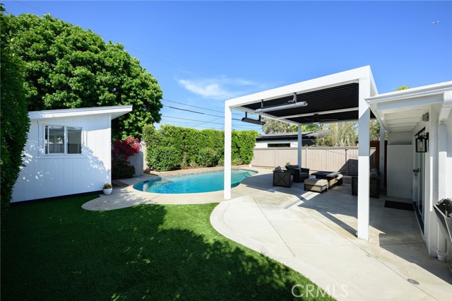 270 Cecil Place, Costa Mesa CA: https://media.crmls.org/medias/24d53b28-495b-4612-a108-7b0468a22148.jpg