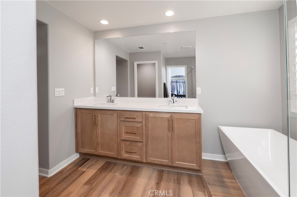 MLS #CV25219120 image #32