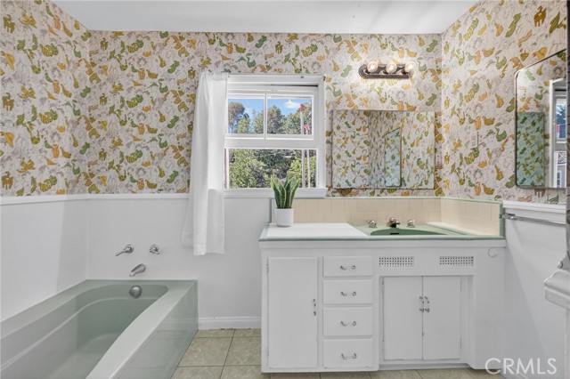 Detail Gallery Image 22 of 52 For 121 via Ardilla, Palos Verdes Estates,  CA 90274 - 3 Beds | 2 Baths