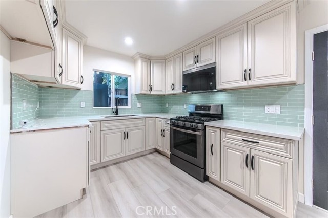 210 Amabel Street, Los Angeles CA: https://media.crmls.org/medias/24d5fb25-e30f-4a25-9a52-705b79c6a1b9.jpg