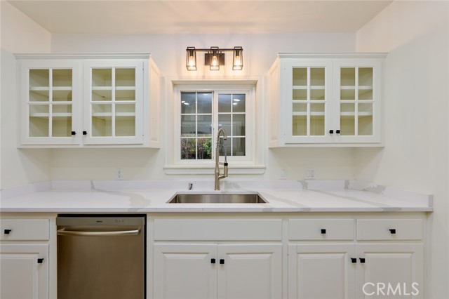 Detail Gallery Image 32 of 67 For 591 E Lassen, Chico,  CA 95973 - 4 Beds | 3 Baths