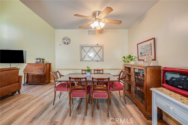 Detail Gallery Image 8 of 28 For 3154 E Palm #53,  Fullerton,  CA 92831 - 2 Beds | 2 Baths